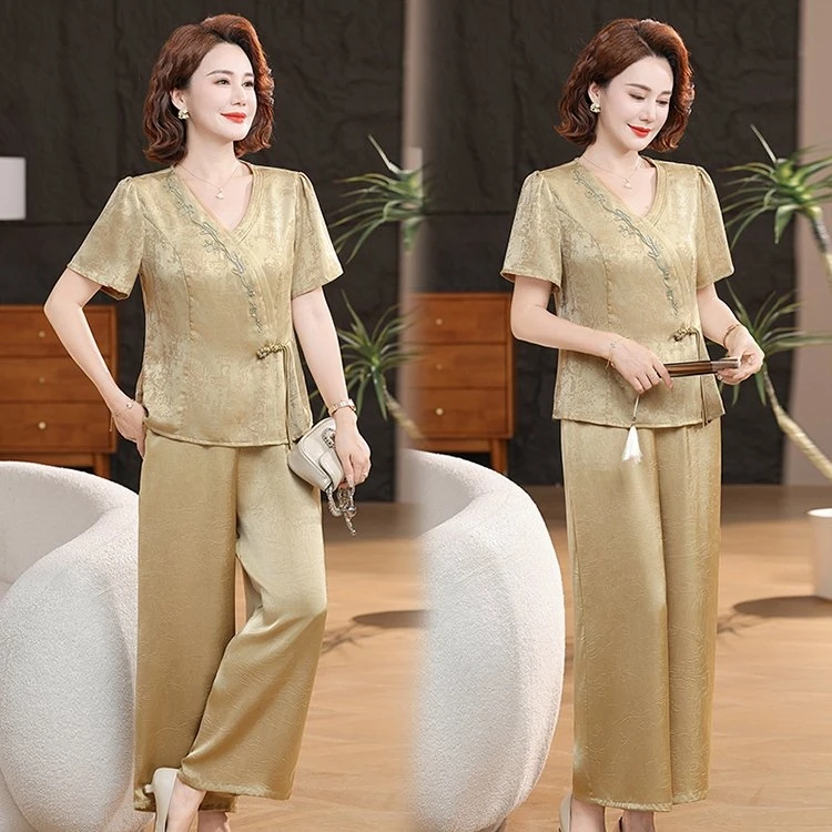 母亲节妈妈夏装短袖套装洋气小衫2025新款中老年女装两件套