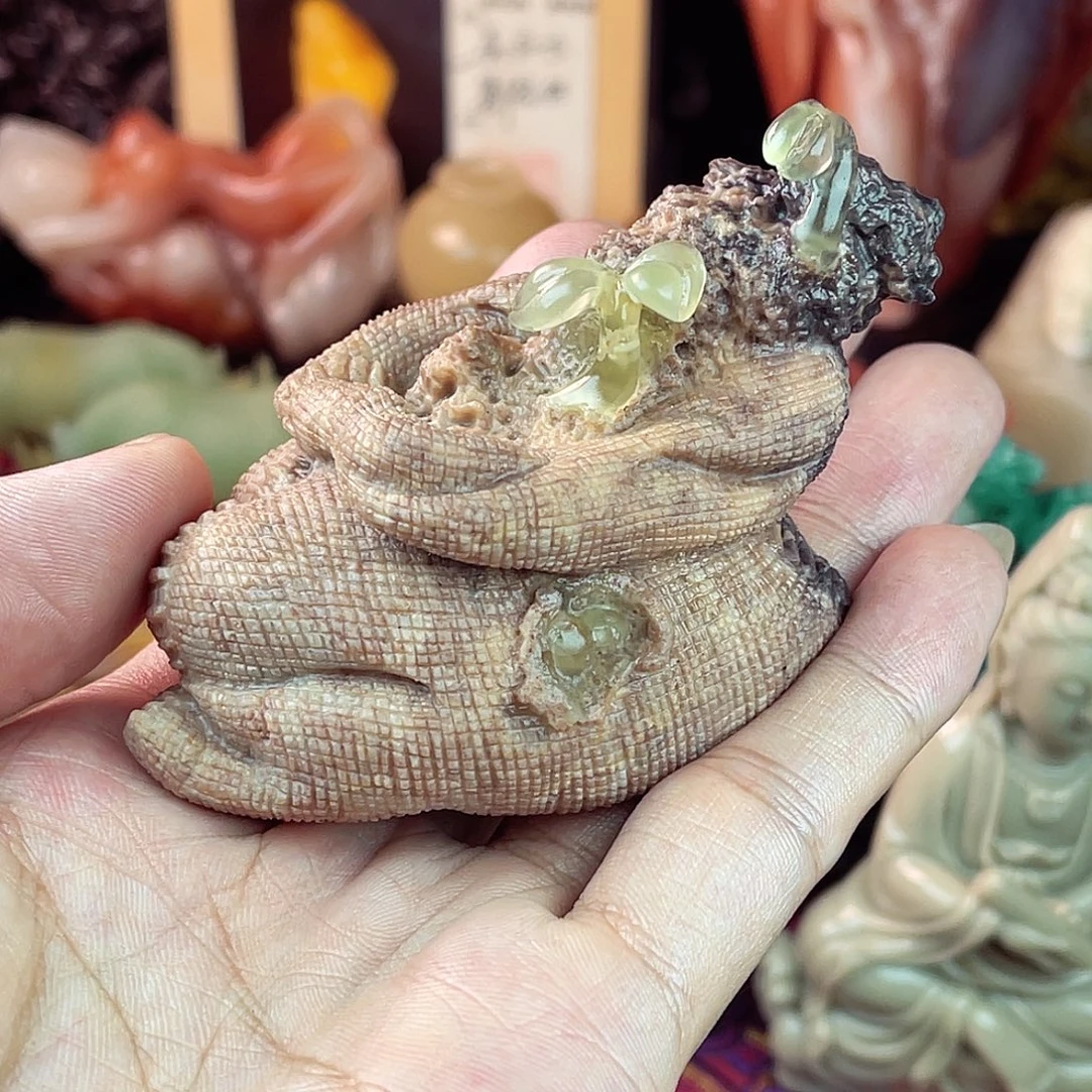 *****寿山石手艺人雕刻艺术