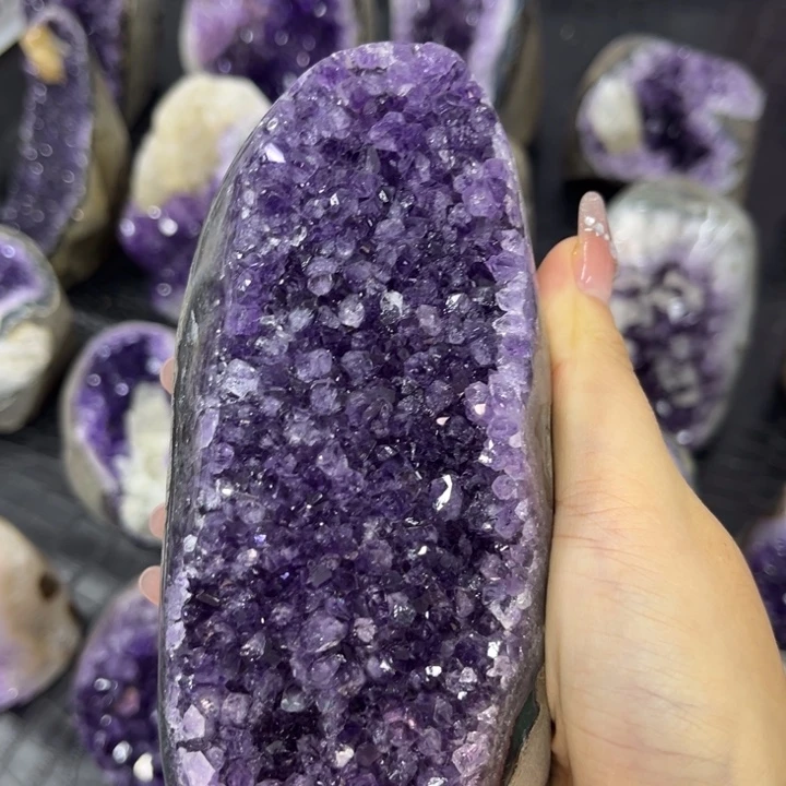 水晶未镶嵌珠宝半成品紫晶簇