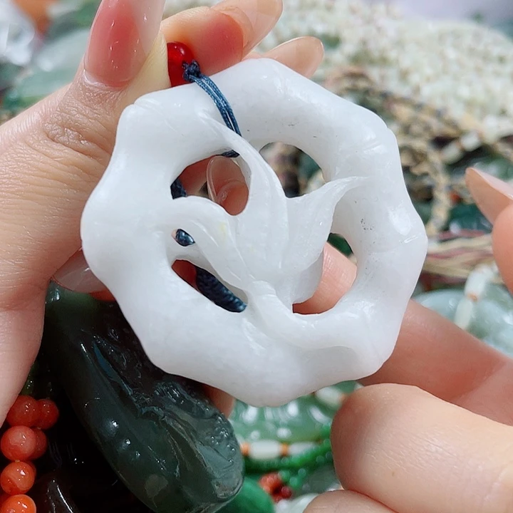 和田玉未镶嵌挂件