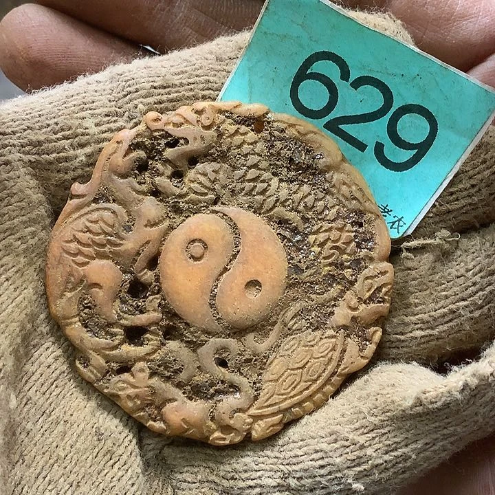 未镶嵌和田玉挂件