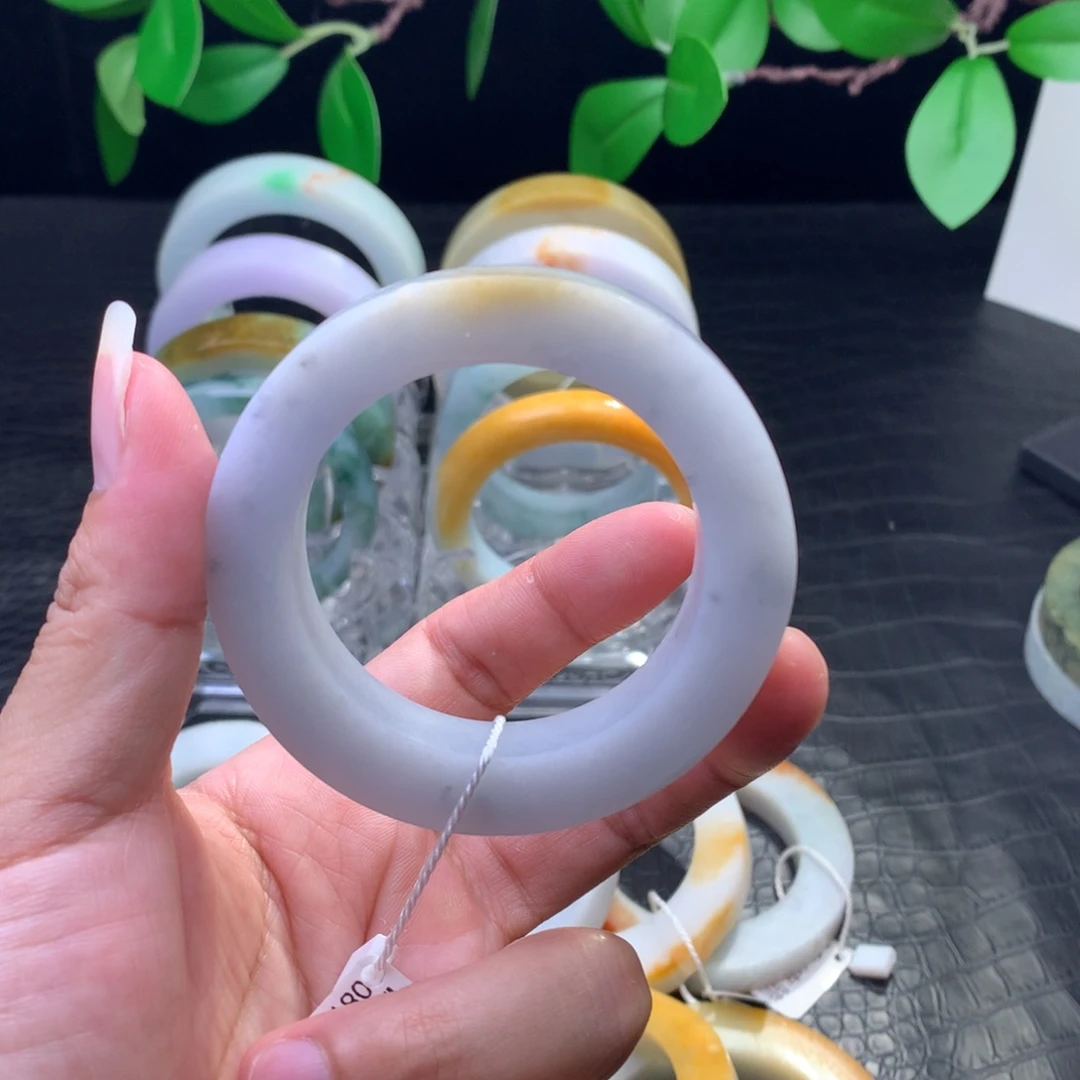 定制翡翠未镶嵌手镯