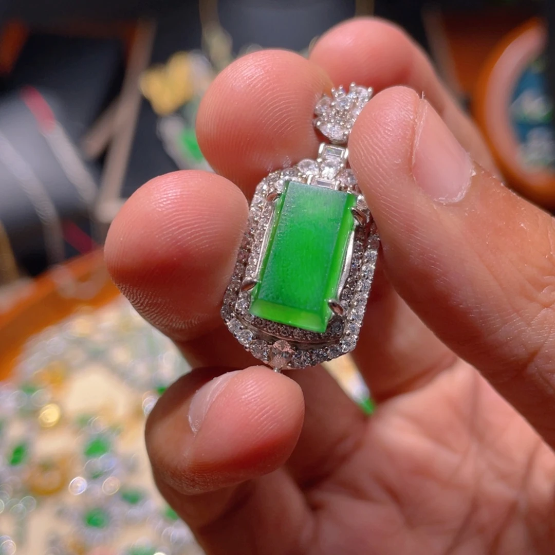 翡翠银S925镶嵌颈饰