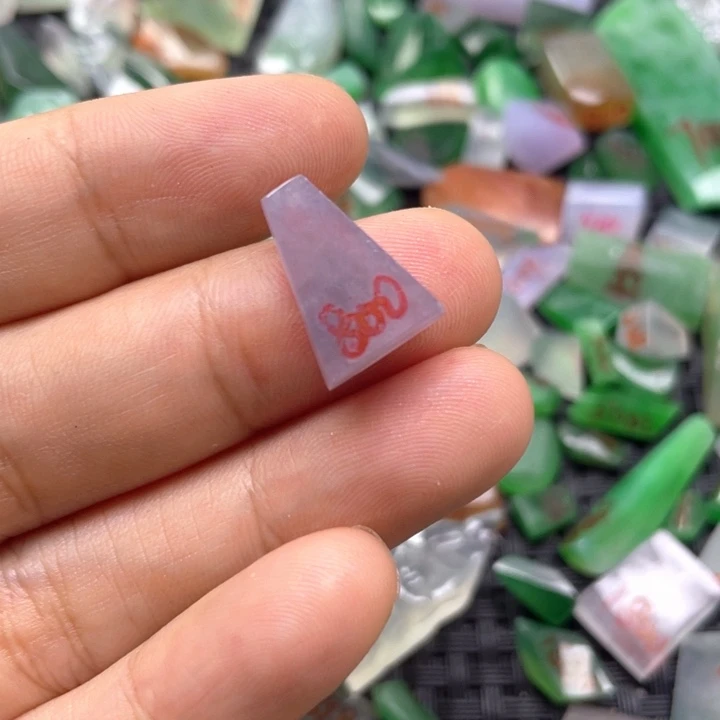 定制翡翠未镶嵌天然翡翠