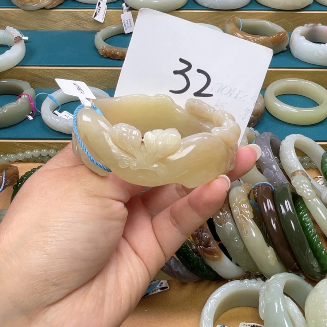 未镶嵌手镯和田玉圈口58