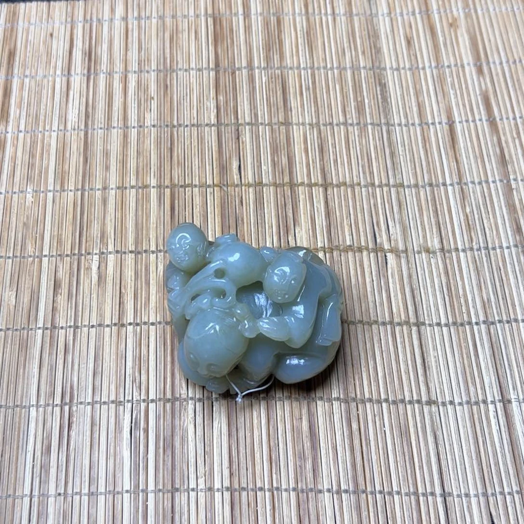 未镶嵌和田玉把件