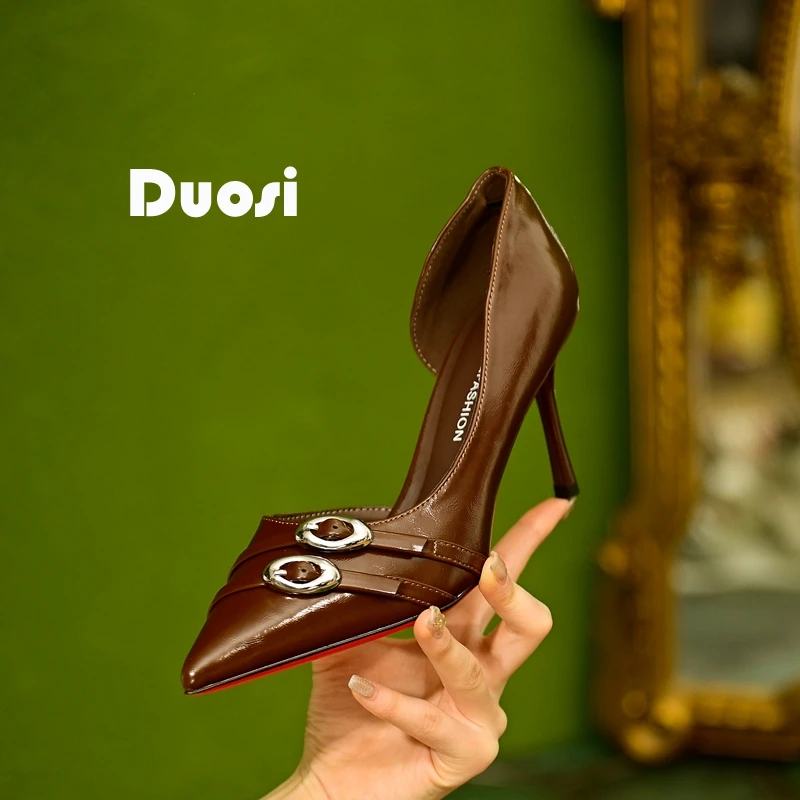 【DUOSI】7cm小众时尚高跟鞋女侧空细跟宴会鞋尖头单鞋D85-685-2