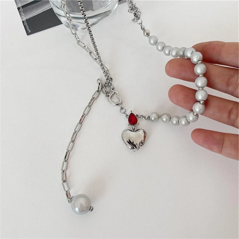 钛钢锆石项链 欧美个性爱心红色流苏项链女ins小众复古 反光拼接