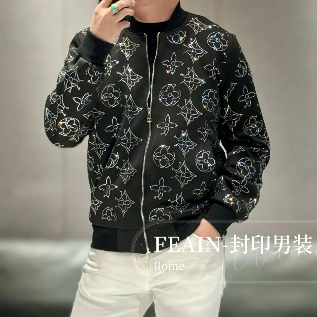 【八星八箭】高端定制立体水晶奥钻四叶花休闲棒球领夹克8002