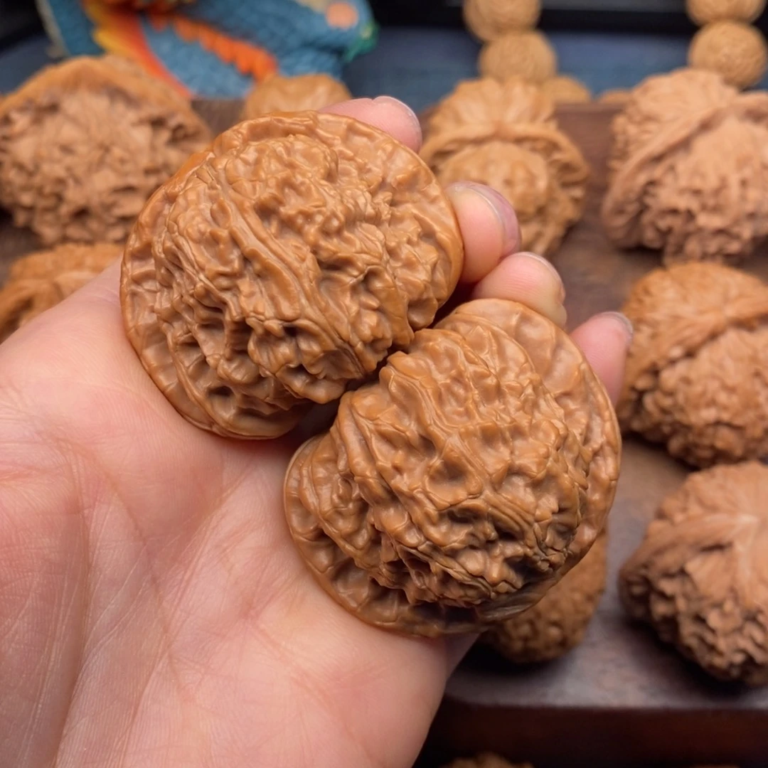 文玩核桃把件43老树原桩闷白