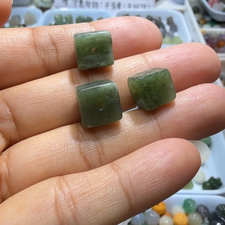 未镶嵌和田玉珠宝半成品