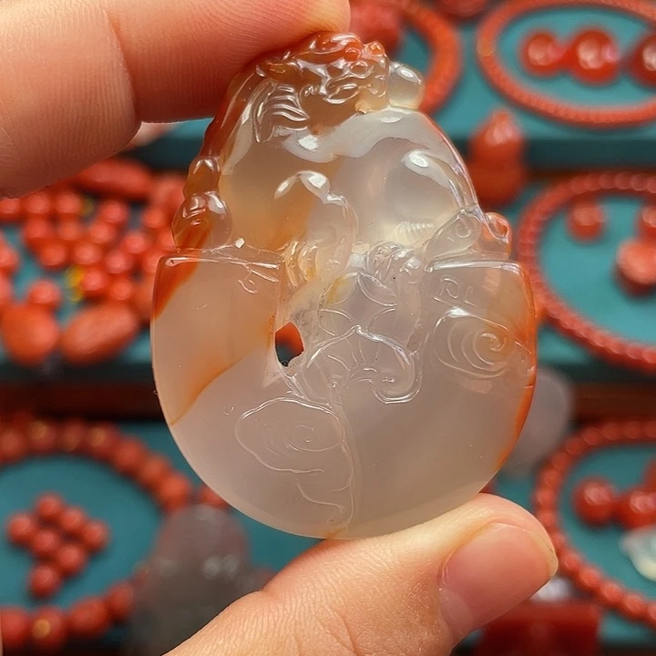 南红玛瑙挂件未镶嵌