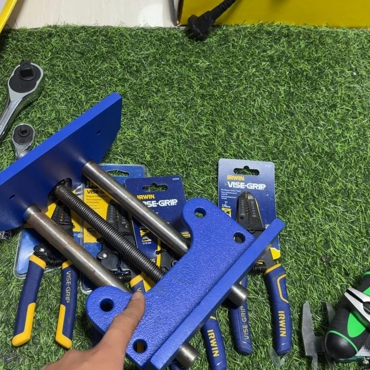 二***_美国欧文桌虎钳一个1