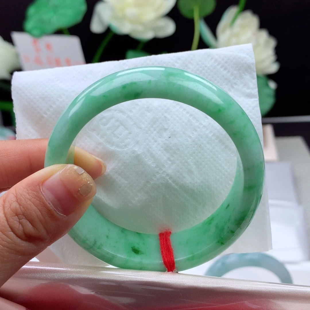 未镶嵌手镯翡翠纯天然2