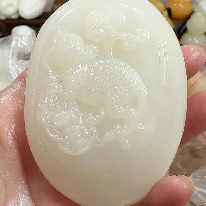 邵***法砖雕石头手把件不退不换