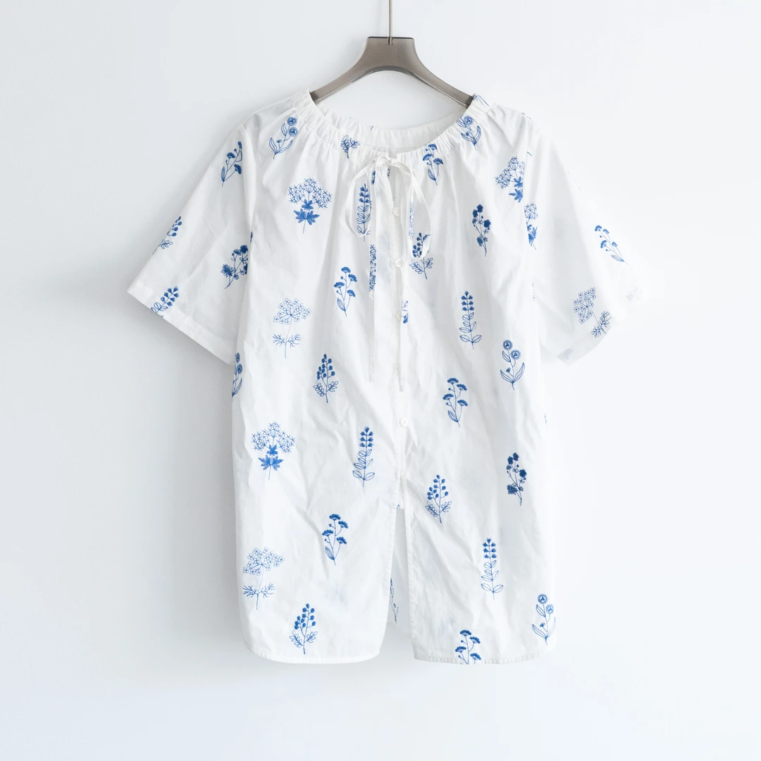 PS250404大码女装胖mm休闲上衣时尚重工刺绣清新纯棉上衣度假风