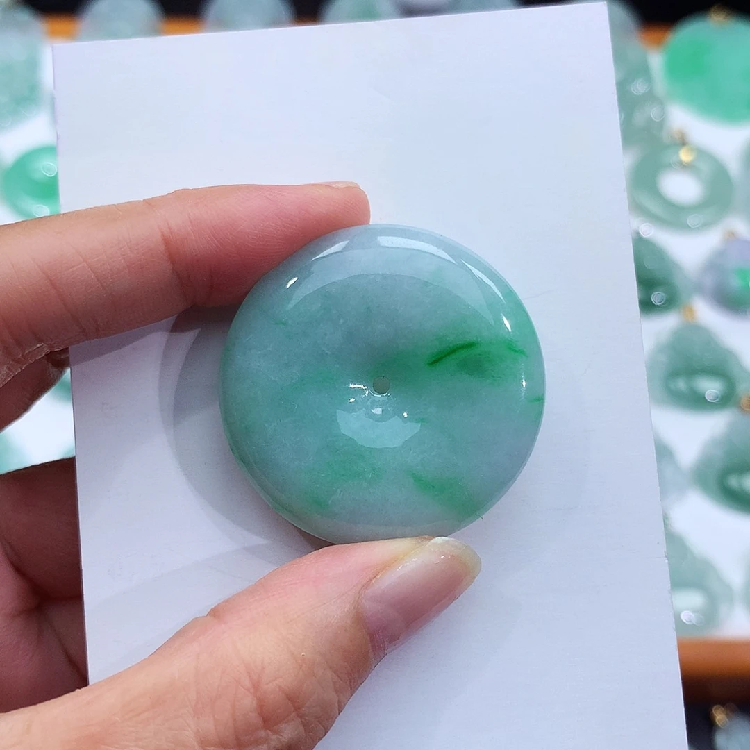 翡翠未镶嵌颈饰翡翠吊坠