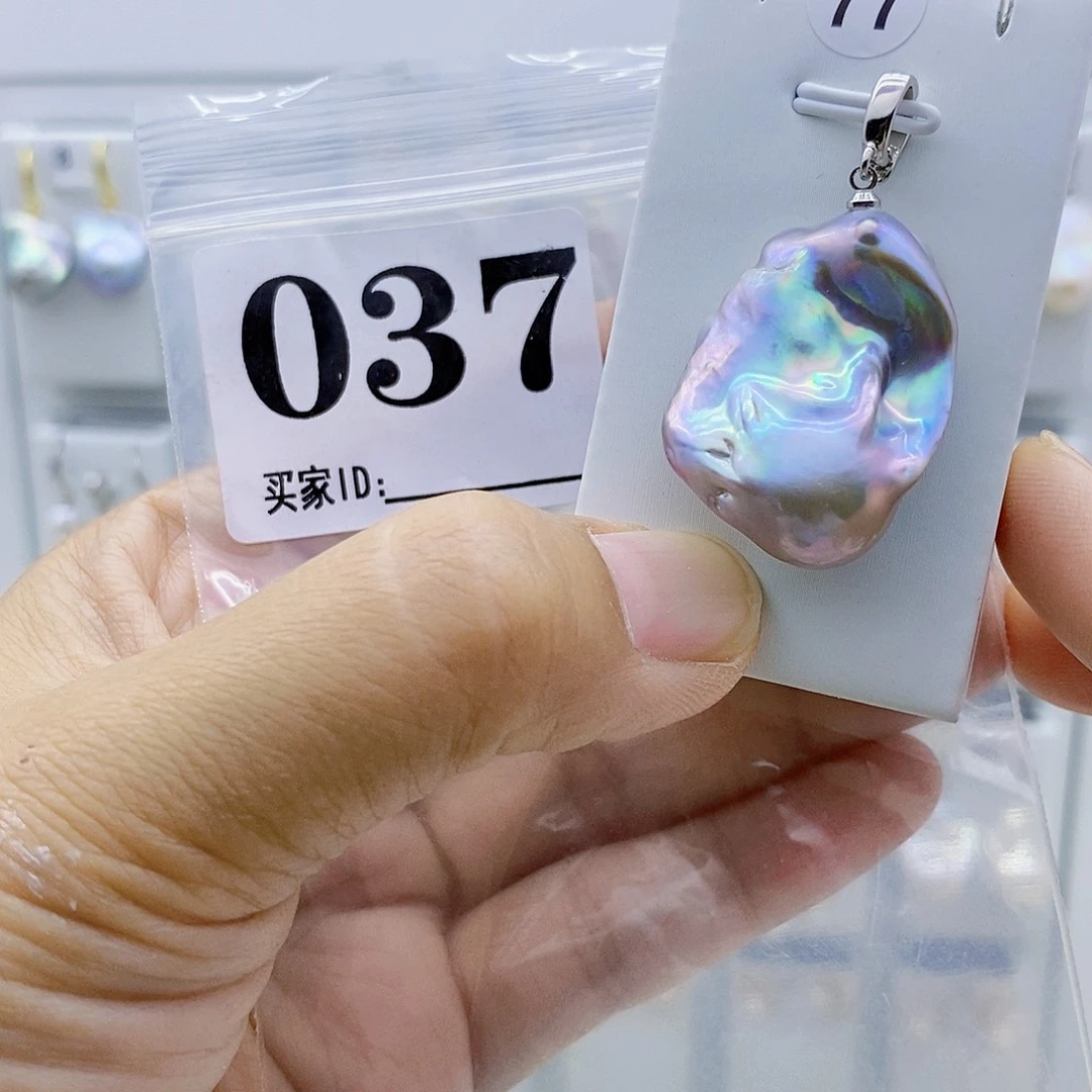 颈饰淡水珍珠钛钢