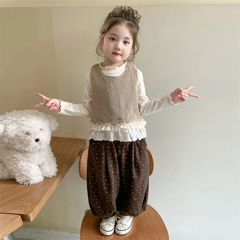 女童秋季套装3-6岁4儿童春秋洋气花边背心灯笼裤三件套女宝宝休闲