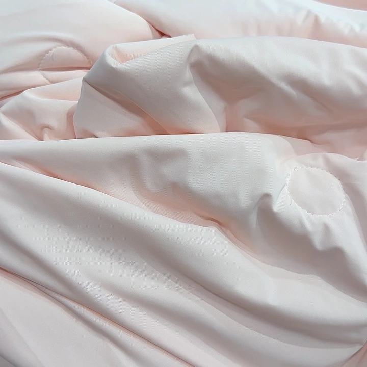 三醋酯纤维粉色冰凉被