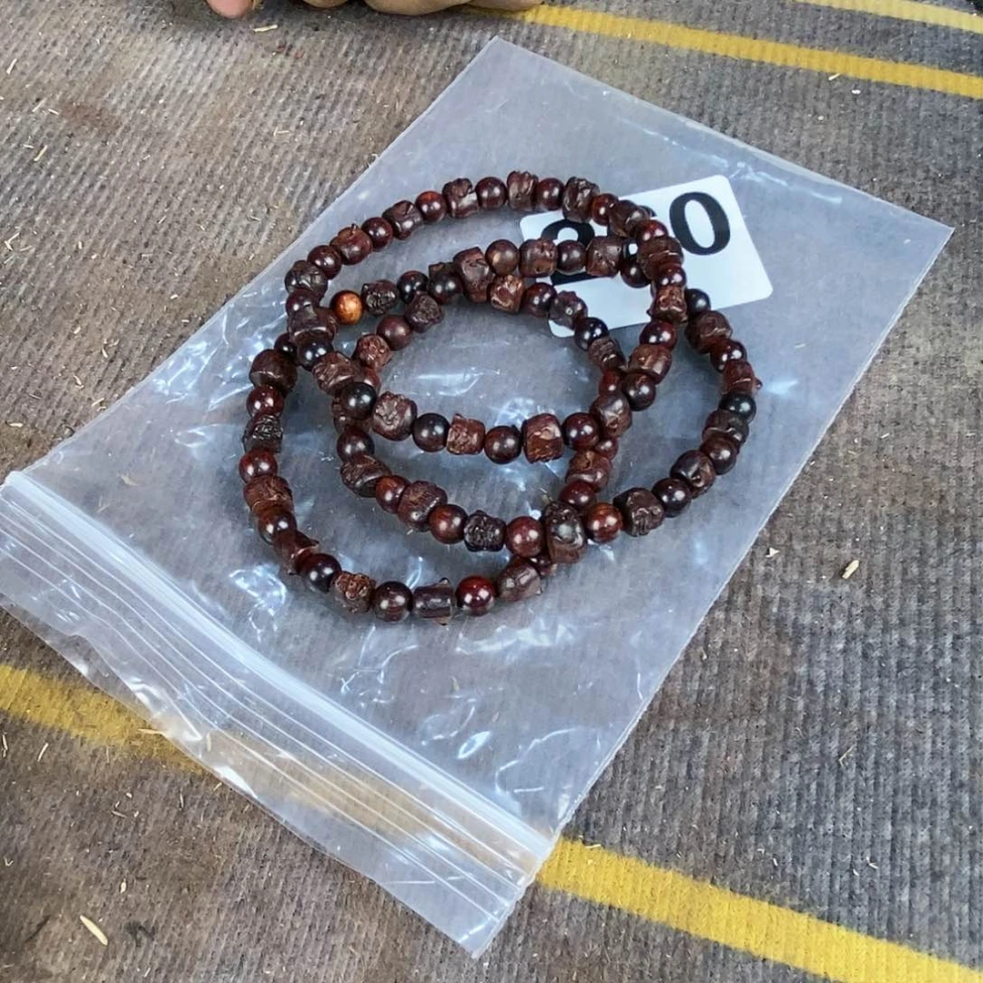 檀香紫檀（小叶紫檀）中**油260三条