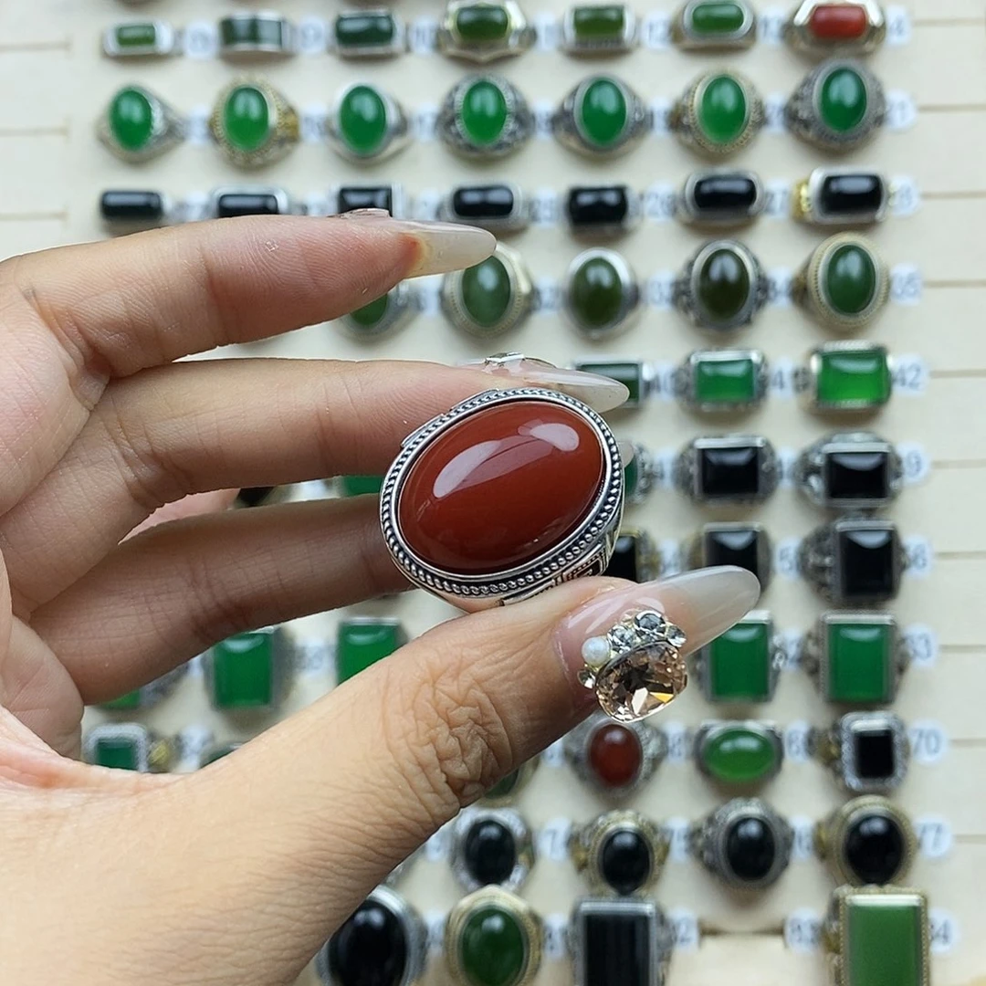 玛瑙/玉髓戒指银S925镶嵌有***！