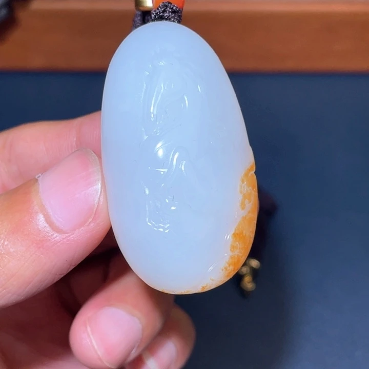 颈饰未镶嵌和田玉J
