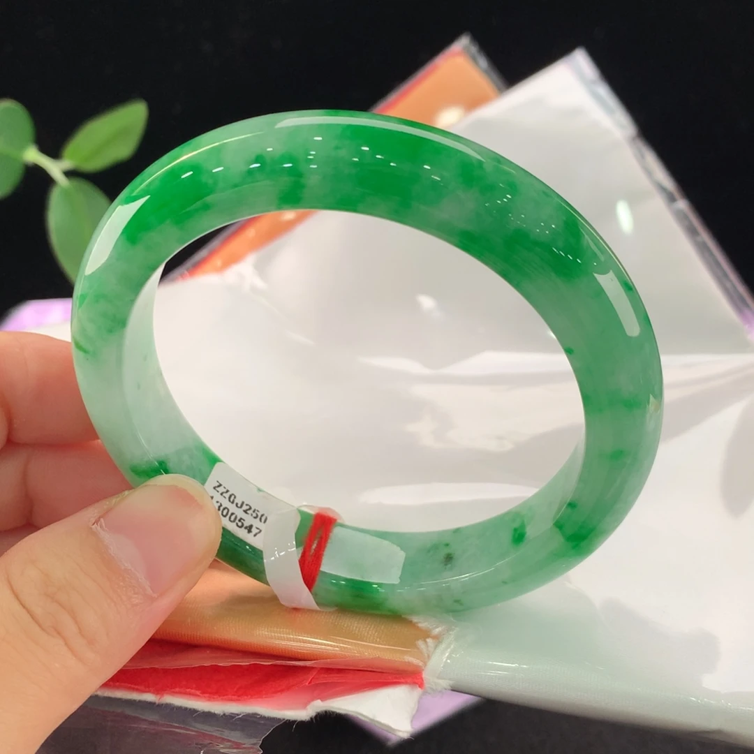 未镶嵌手镯翡翠0547