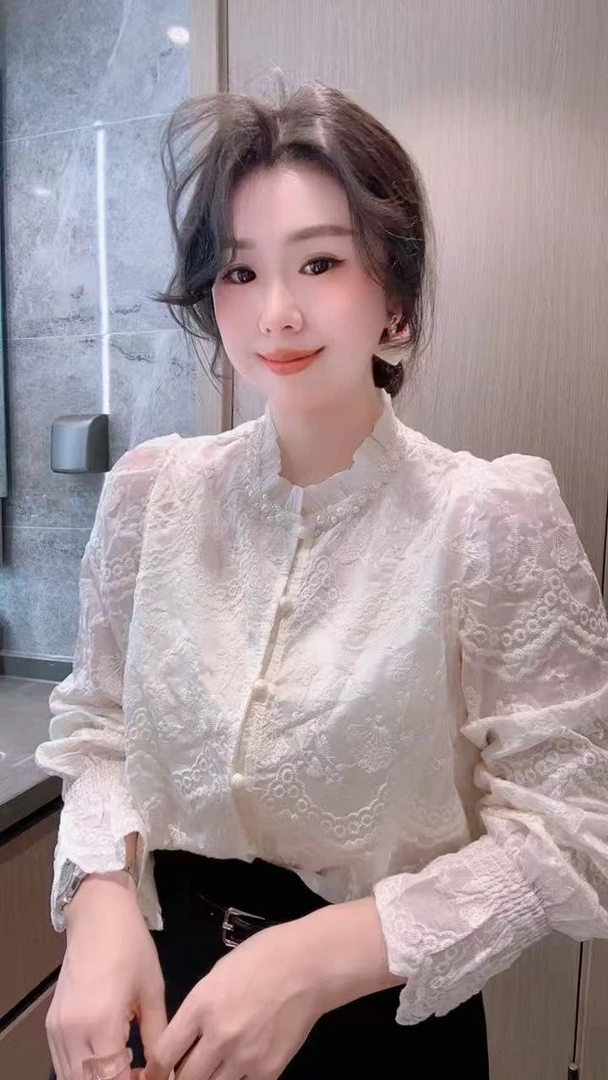 JL02秋冬大码女装新款重工钉珠时尚刺绣宽松遮肉显瘦衬衫上衣