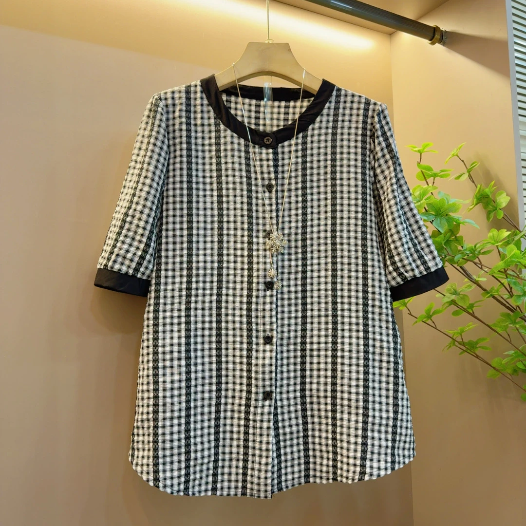 2025年新款气质新款宽松圆领格子夏季百搭设计上衣（长65左右）