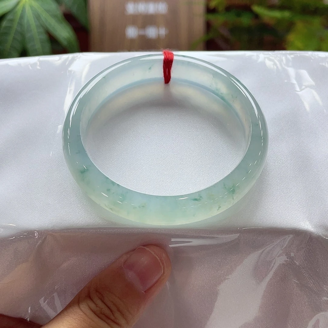 翡翠未镶嵌手镯42 号链接