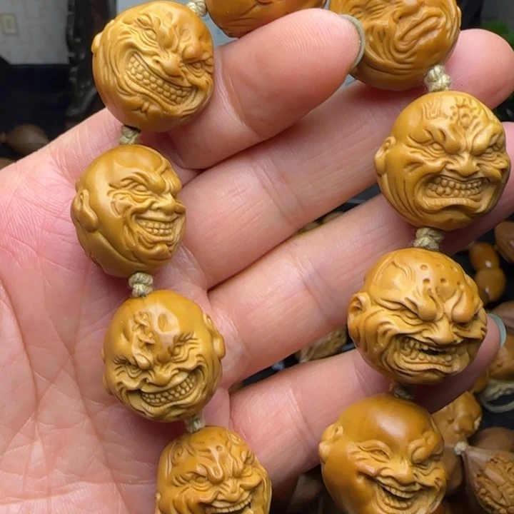 平***康橄榄核雕刻手串恶僧