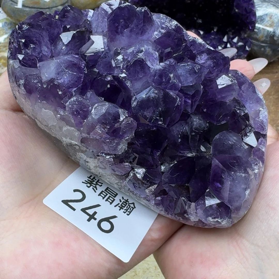 未镶嵌大型摆件（非配饰）水晶