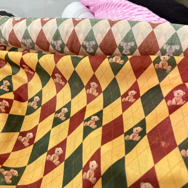 84  纯棉60支数码印花府绸面料3米价