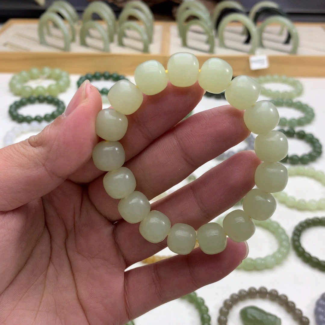 和田玉手串（哑光蜂蜜水12）未镶嵌