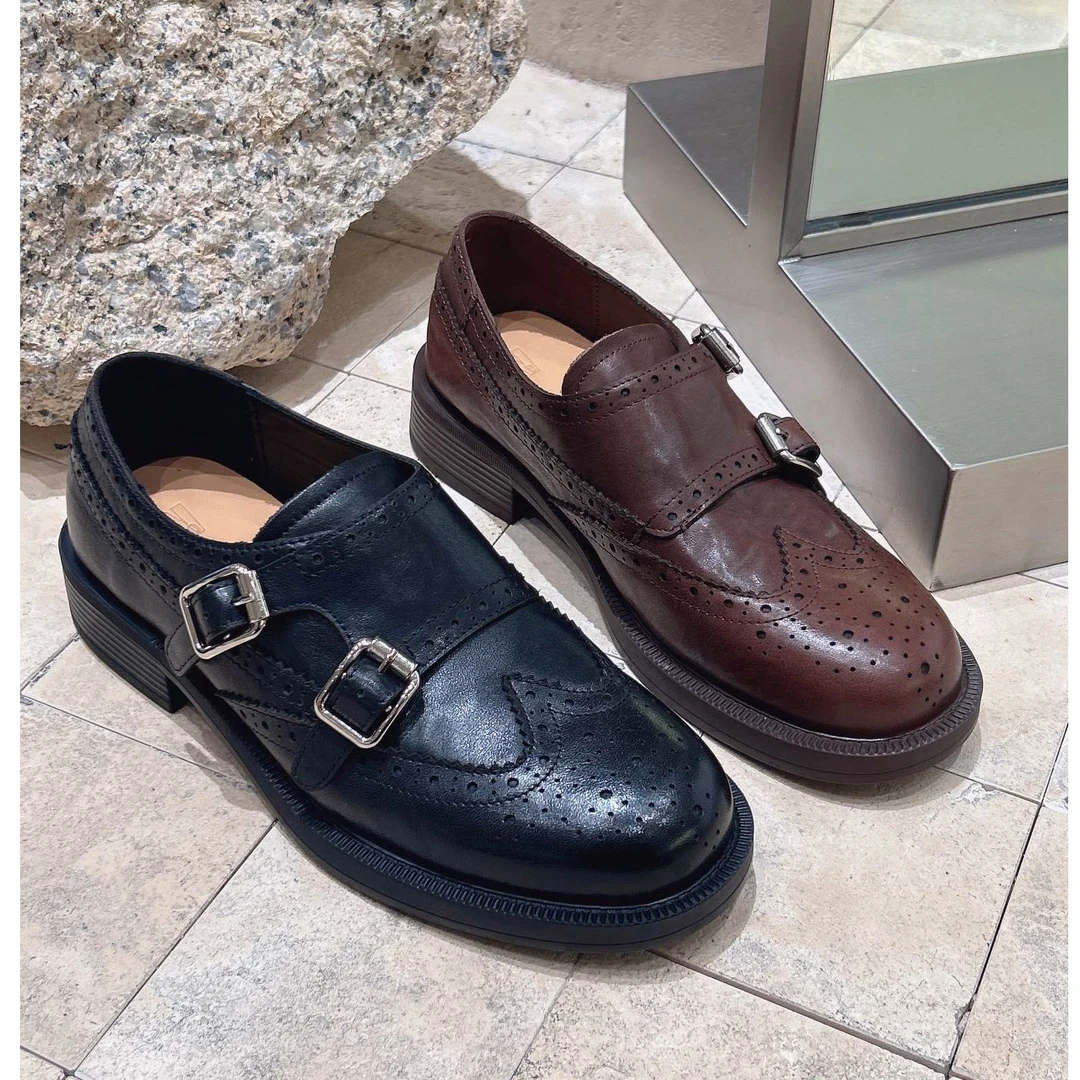 【广州唯品】头层牛皮复古老钱风低跟小皮鞋单鞋W7826636