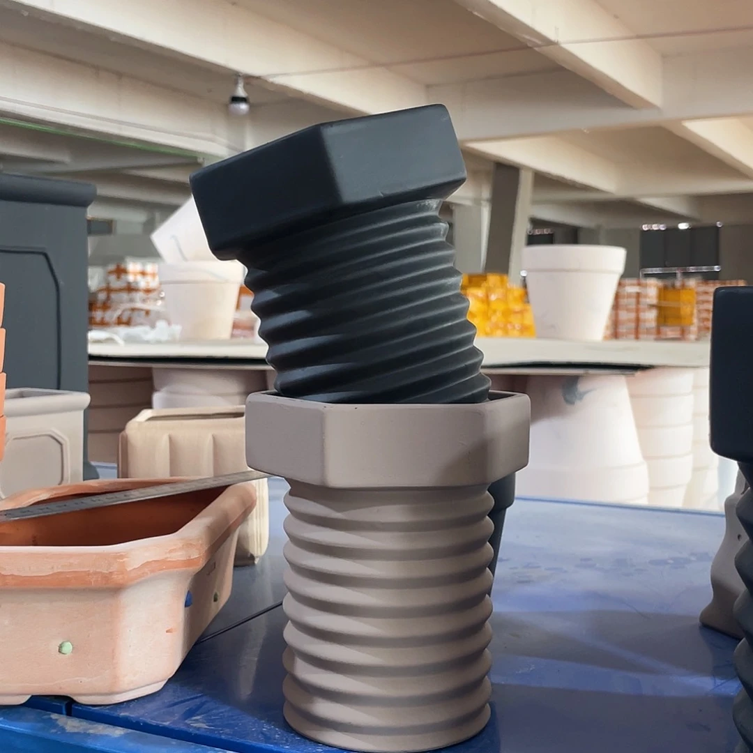 红陶口11高14两个vg g