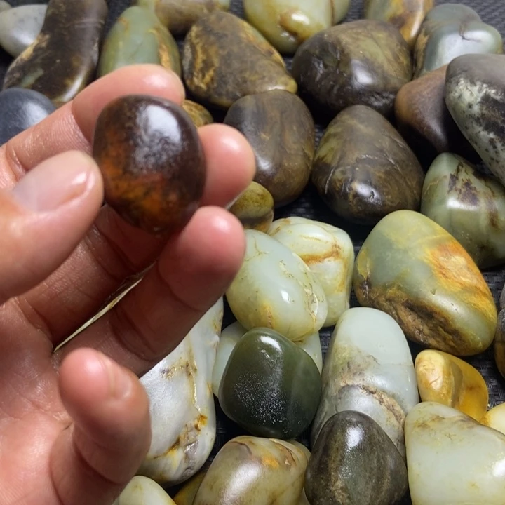 爱***财未镶嵌和田玉(糖玉)珠宝奇石
