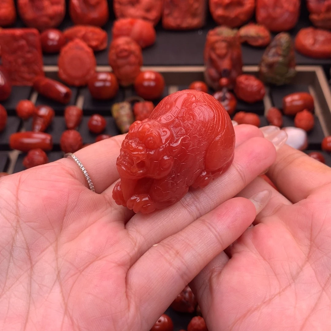 南红玛瑙南红保山高品貔貅31.5mm未镶嵌