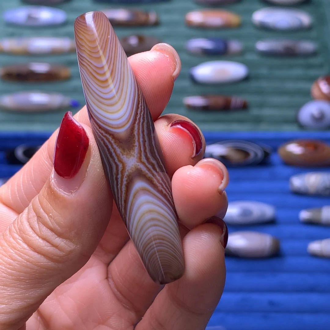 A***沙玛瑙/玉髓未镶嵌颈饰