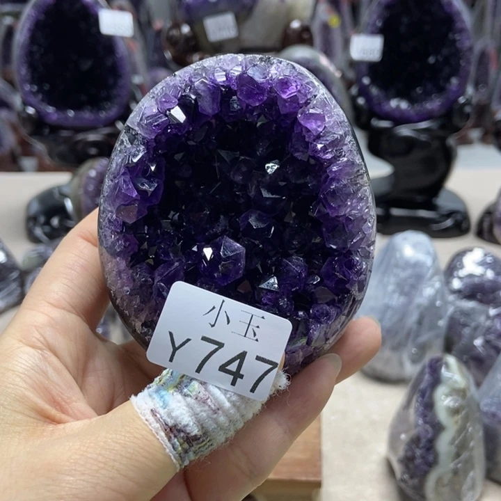 水晶未镶嵌大型摆件（非配饰）摆件