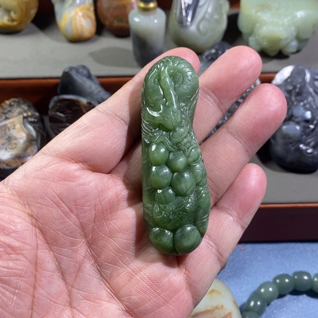 和田玉未镶嵌挂件