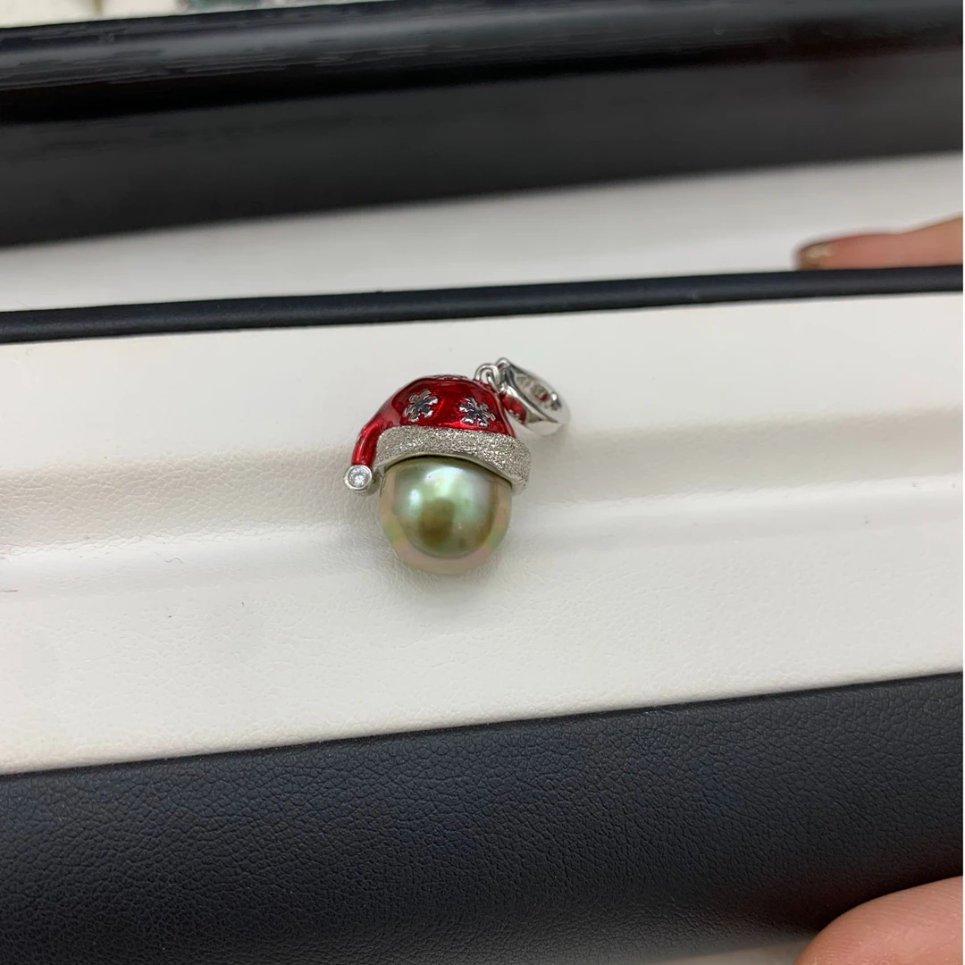 天然海水珍珠 炫彩圣诞帽吊坠(多样性发一）