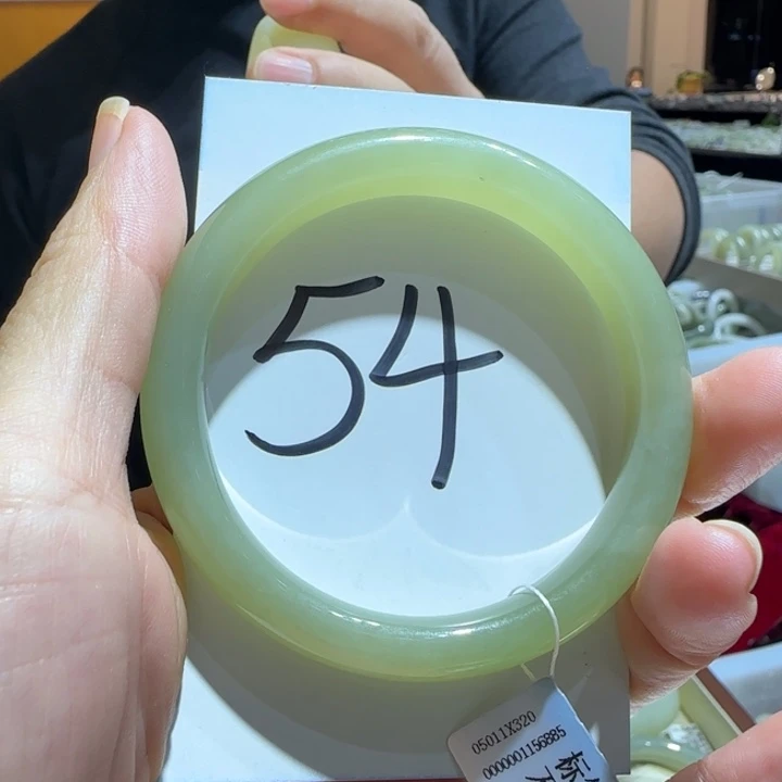 和田玉未镶嵌手镯617