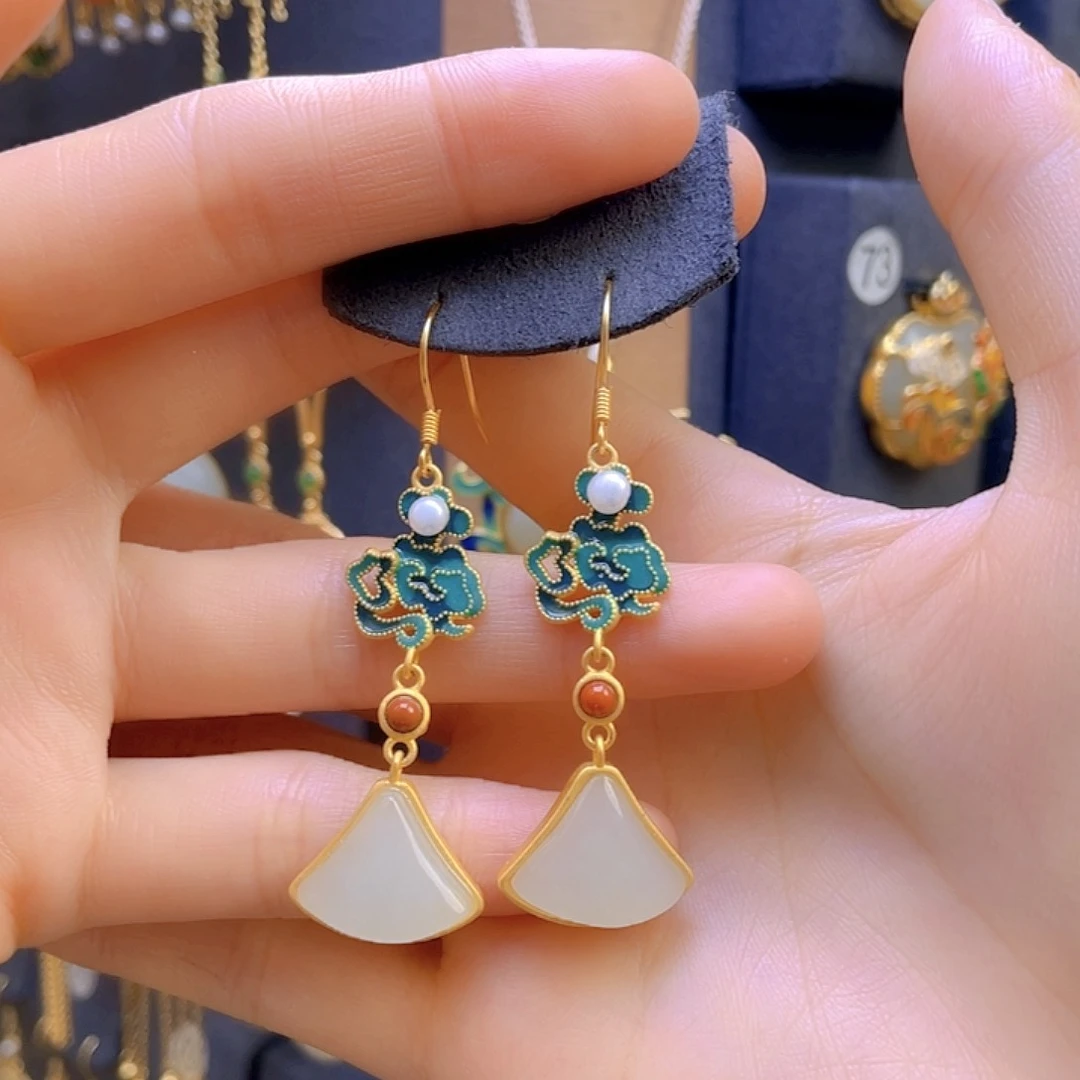 和田玉耳饰银S925镀金镶嵌