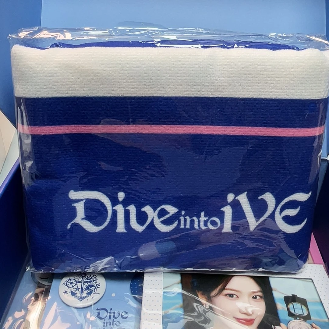 芙裸专会员礼物品（除小卡之外所有配置齐全）