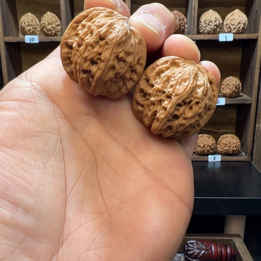 文玩核桃把件石子磨