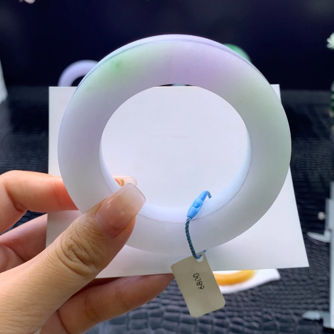 定制翡翠未镶嵌手镯