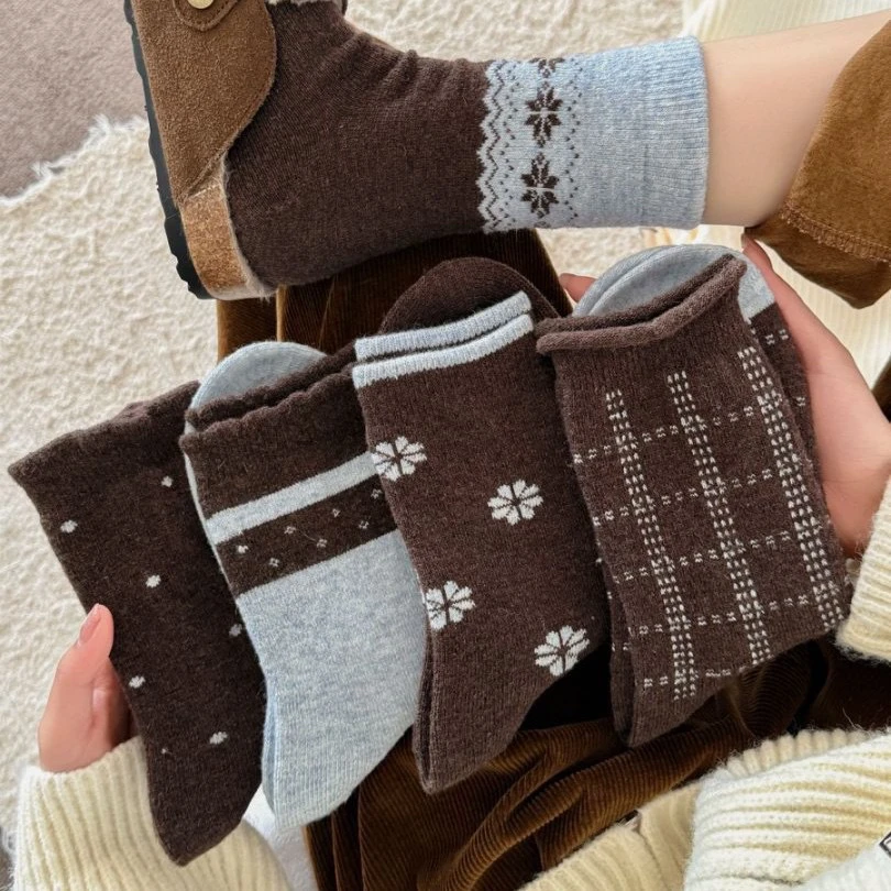 秋冬加厚保暖咖色中筒堆堆袜子女复古日系风