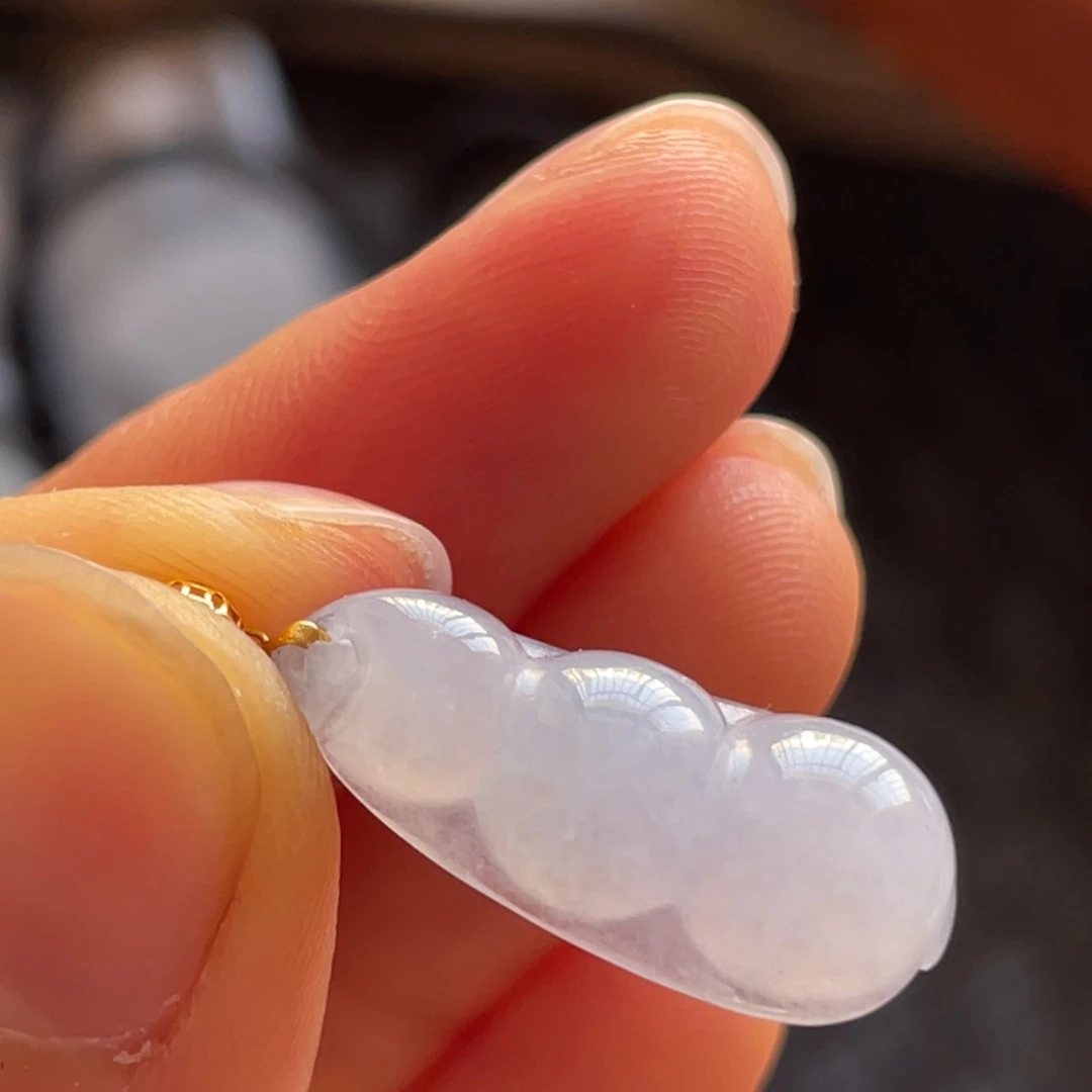 翡翠颈饰18K金镶嵌福豆